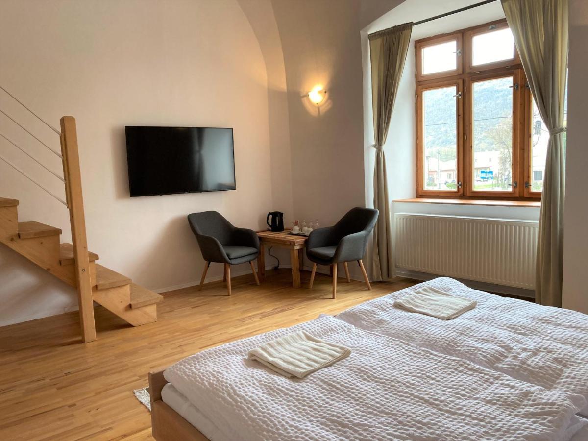 Bed & Breakfast Hugo Plesivec Εξωτερικό φωτογραφία