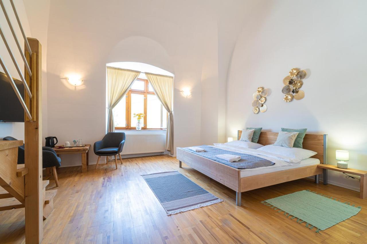 Bed & Breakfast Hugo Plesivec Εξωτερικό φωτογραφία