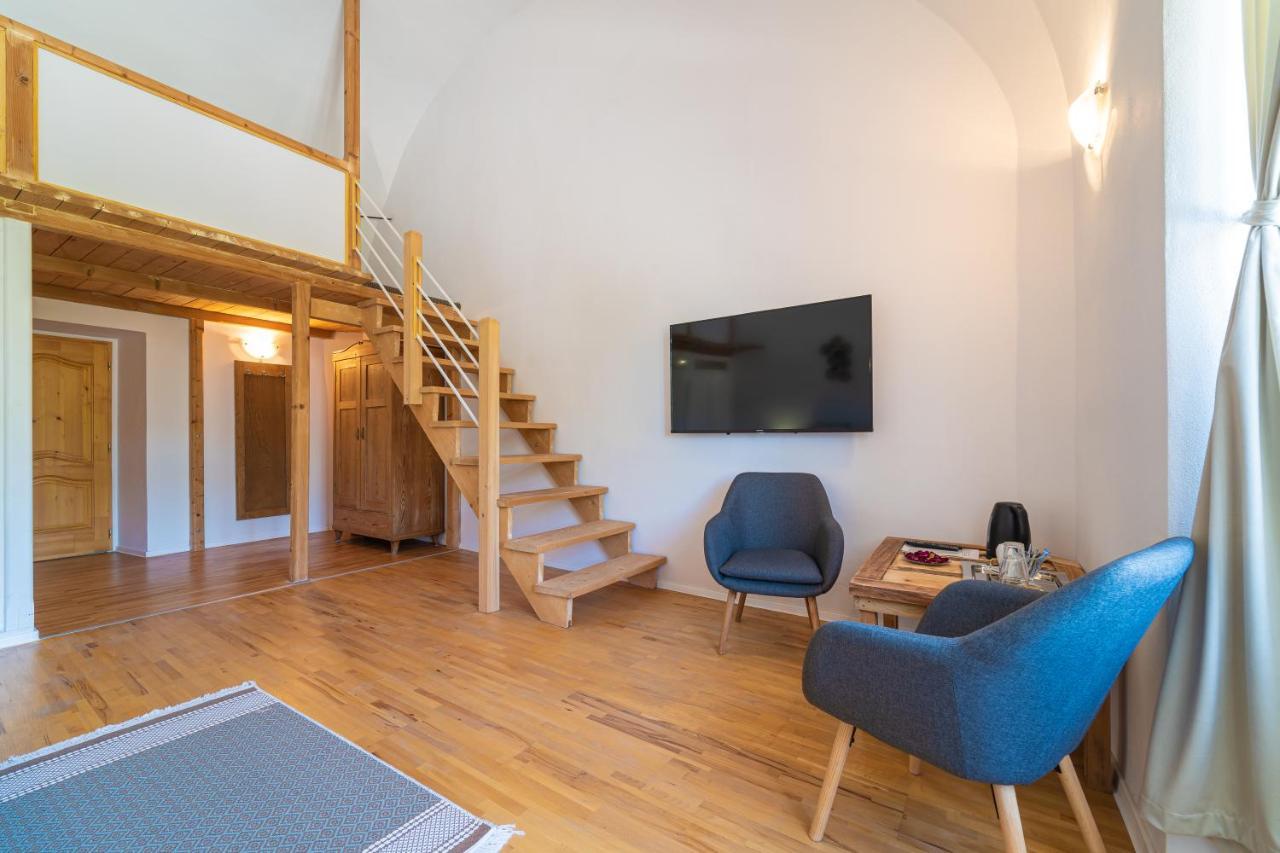 Bed & Breakfast Hugo Plesivec Εξωτερικό φωτογραφία
