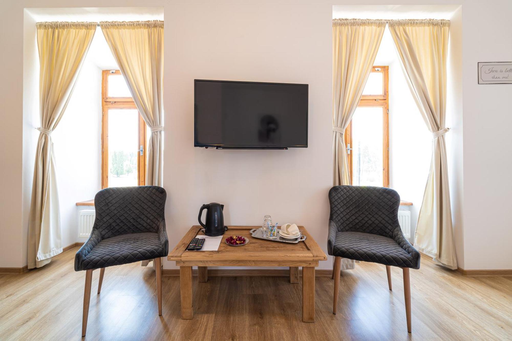 Bed & Breakfast Hugo Plesivec Εξωτερικό φωτογραφία