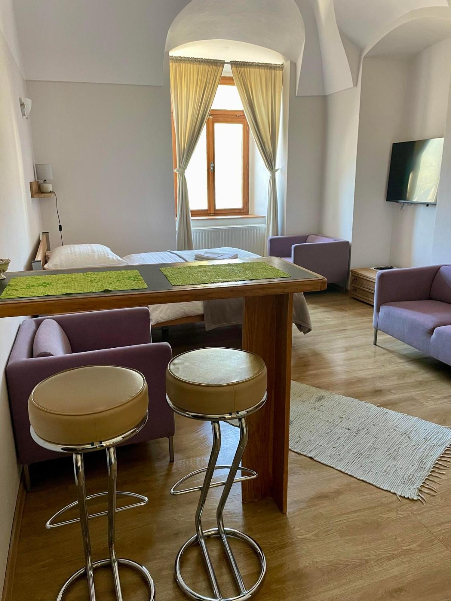 Bed & Breakfast Hugo Plesivec Εξωτερικό φωτογραφία