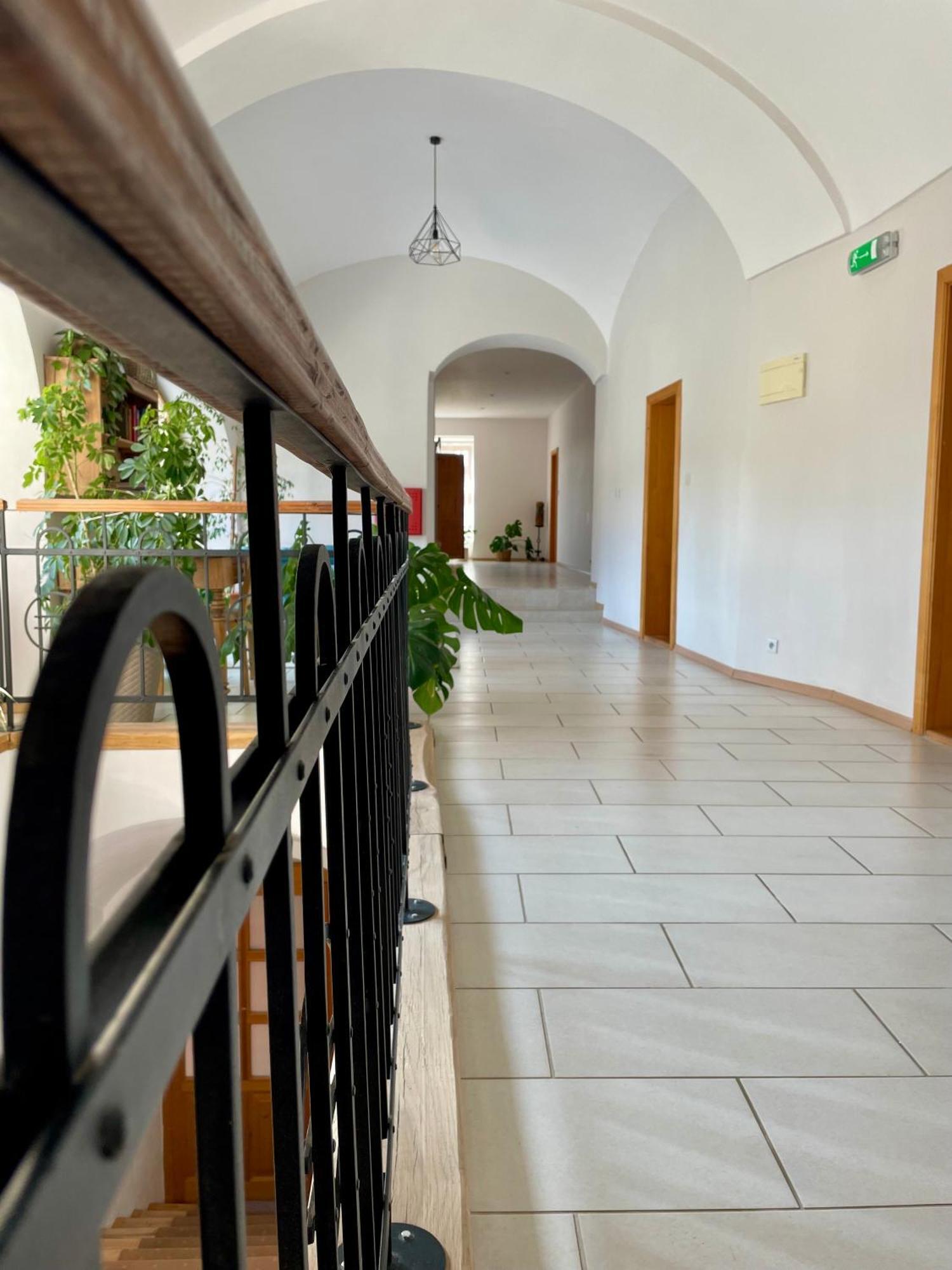 Bed & Breakfast Hugo Plesivec Εξωτερικό φωτογραφία